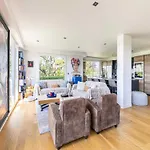 Modern Flat With Sea View - Ac- 2Br- 4P - Cannes