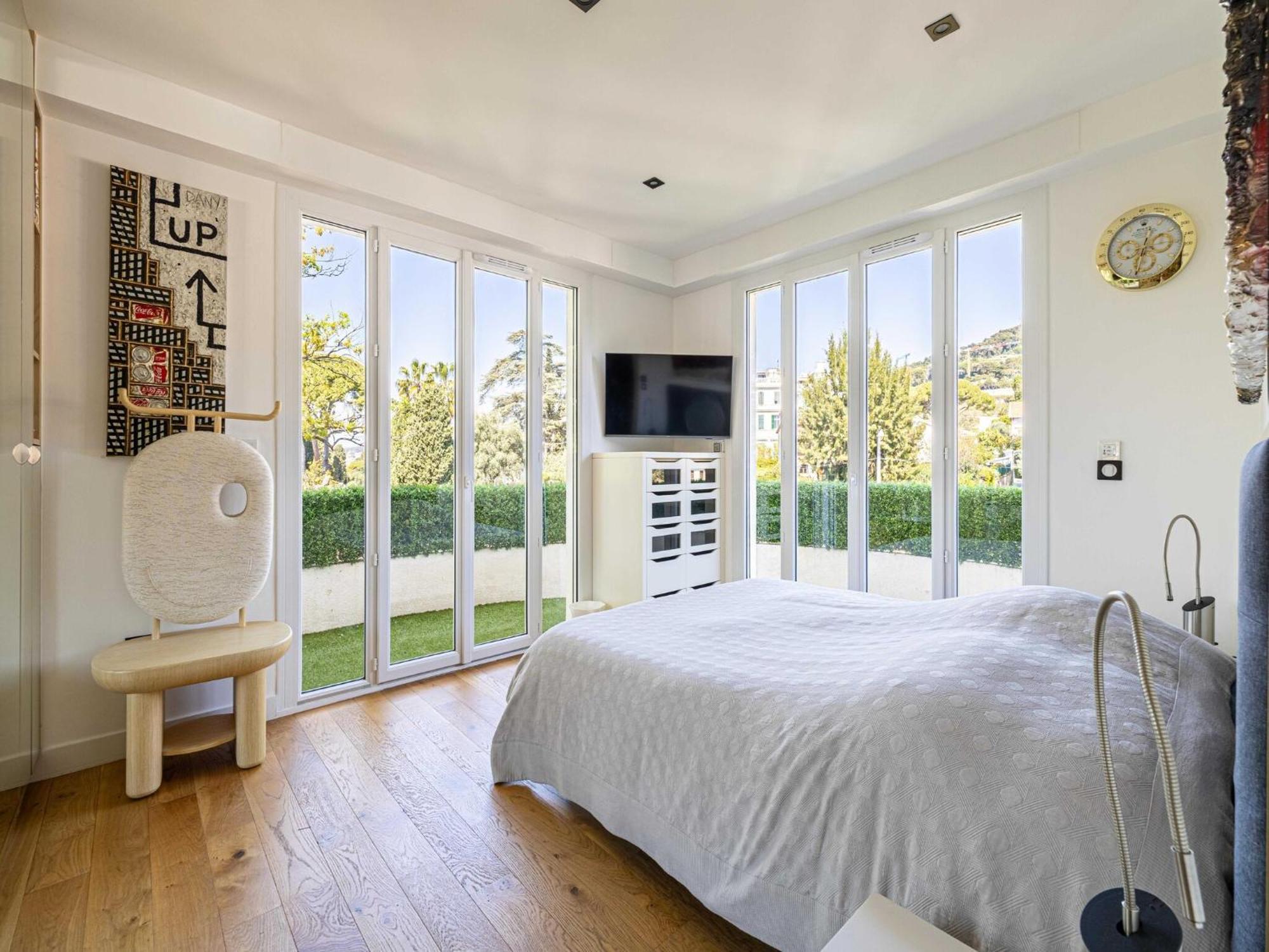 Modern Flat With Sea View - Ac- 2br- 4p - Apartment